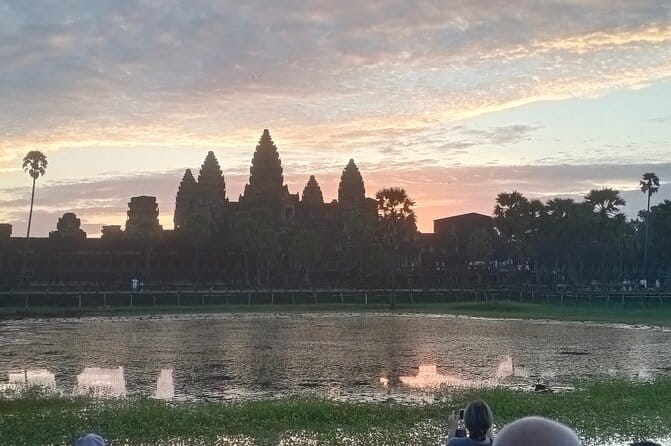 One Day Sunrise Private Tour at Angkorwat with Major Temples - Ta Prohm: seeing the Tomb Raider temple without feeling rushed