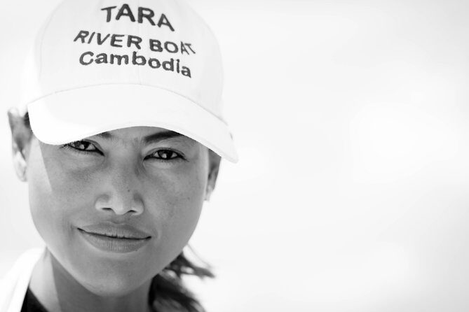 One-Way River cruise/road tour from Phnom Penh to Siem Reap or Siem Reap to PP - Tonle Sap Lake-focused sailing: why this stop is worth your attention