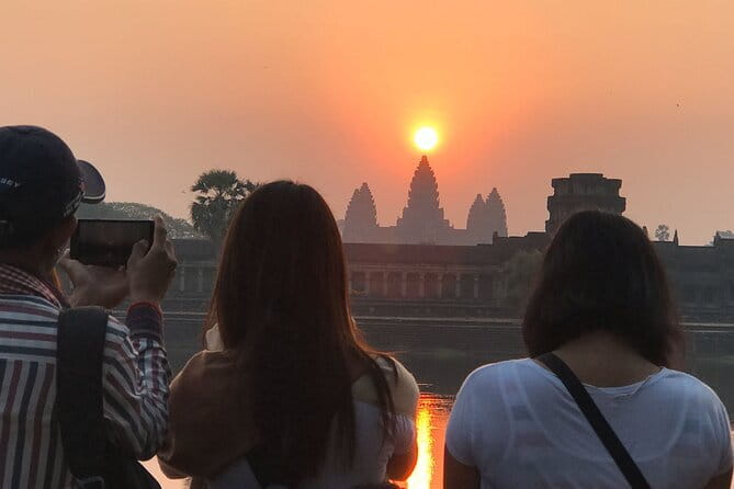 One Way Siem Reap Airport Pick Up or Airport Transfer - Mobile Ticket: Less Paper, Less Waiting