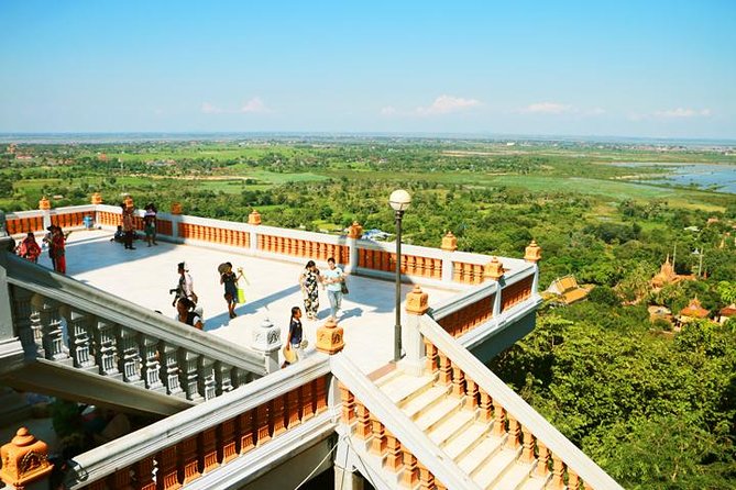 Oudong and Koh Chen Island - Full Day Cruise & Tour with English speaking guide - Key points worth knowing before you go