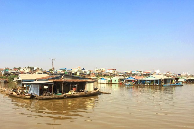 Oudong and Koh Chen Island - Full Day Cruise & Tour with English speaking guide - Koh Chen Island: silver crafts, hands-on inspiration