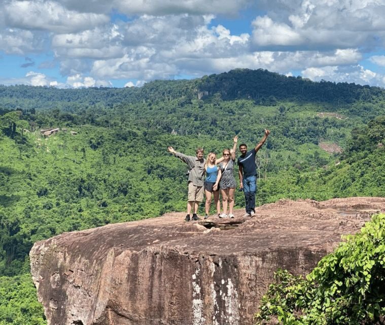 Phnom Kulen Waterfall & the Sacred 1000 Lingas (with Lunch) - Lunch at the midpoint: local food in a calm setting