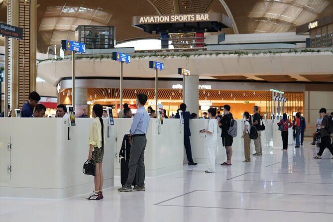 Phnom Penh Airport (KTI) Private Hotel Pickup or Drop-off - The Vehicle Comfort Details That Add Up