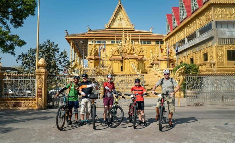 Phnom Penh: Bike & Boat Tour / E-Bike Available - Pedaling into the Mekong trail and the ferry switch