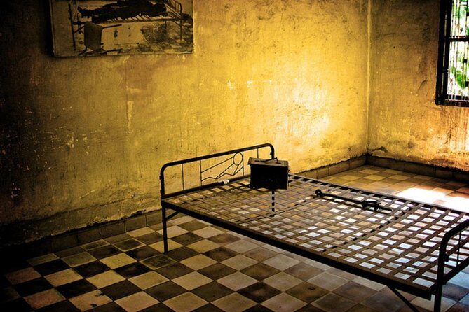 Phnom Penh City Tour, Silver Pagoda, Genocide Museum, Killing Fields - Timing in Phnom Penh: why a 5-hour loop still feels full