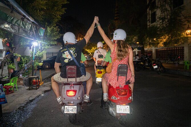 Phnom Penh Evening Foodie Vespa Tour / Tuk Tuk Available - Riding Phnom Penh after dark: why the Vespa/tuk-tuk format works