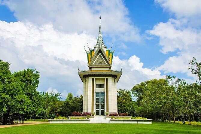 Phnom Penh Full Day Private Tour Included All Admission Tickets - Royal Palace and Silver Pagoda: Royal Power, Then Quiet Sacred Space