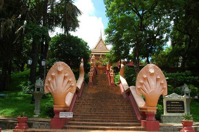 Phnom Penh Full Day Private Tour Included All Admission Tickets - Choeung Ek (Killing Fields): The Geography of Loss