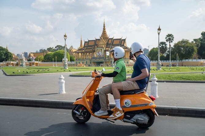 Phnom Penh: Highlights Tour Including National Museum - Key things that make this tour work
