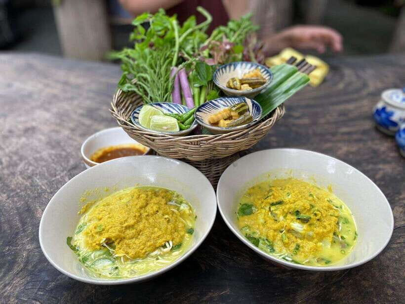 Phnom Penh: Morning Foodie, Market Walking & Street Art Tour - Key things that make this tour worth your time