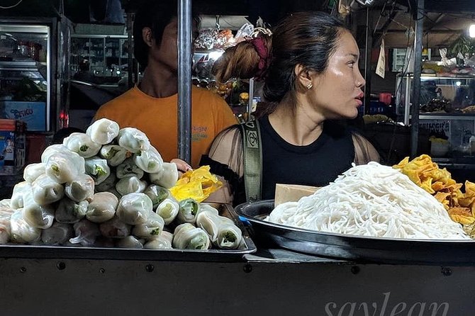 Phnom Penh Nightlife Street Food Tours - What you’ll eat and drink: from ribs to fruit to insects