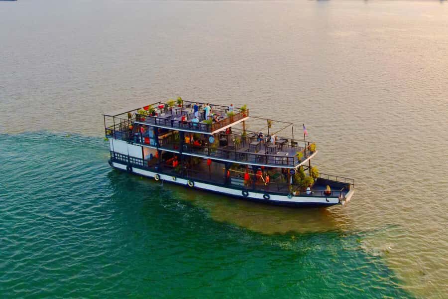 Phnom Penh: Sunset Cruise with Unlimited Beer &Fruit platter - Key Things That Make This Phnom Penh Cruise Worth Your Time