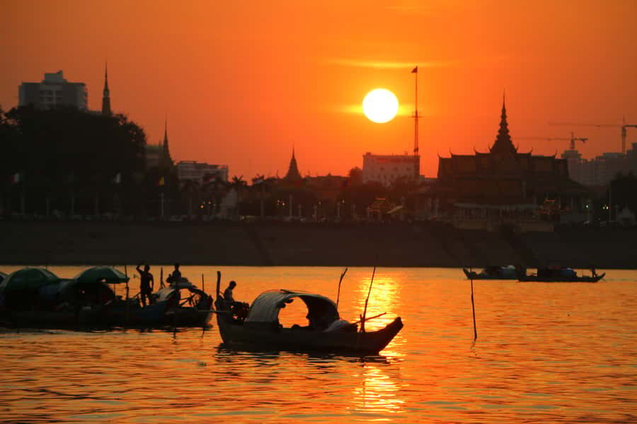 Phnom Penh: Sunset Cruise with Unlimited Beer &Fruit platter - FAQ