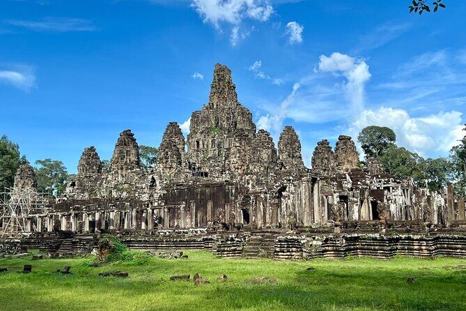 Phnom Penh to Siem Reap, Angkor Wat & Return, 2 Day Private Tour - Prasat Kuha Nokor and the quiet stop that breaks the drive