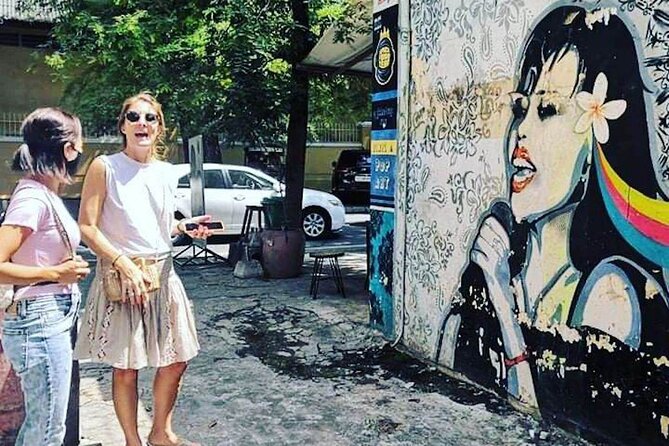 Phnom Penh's Morning Market and Street Art Tour by Tuk tuk - Stop 1: Boeung Keng Kang Market and your first real breakfast