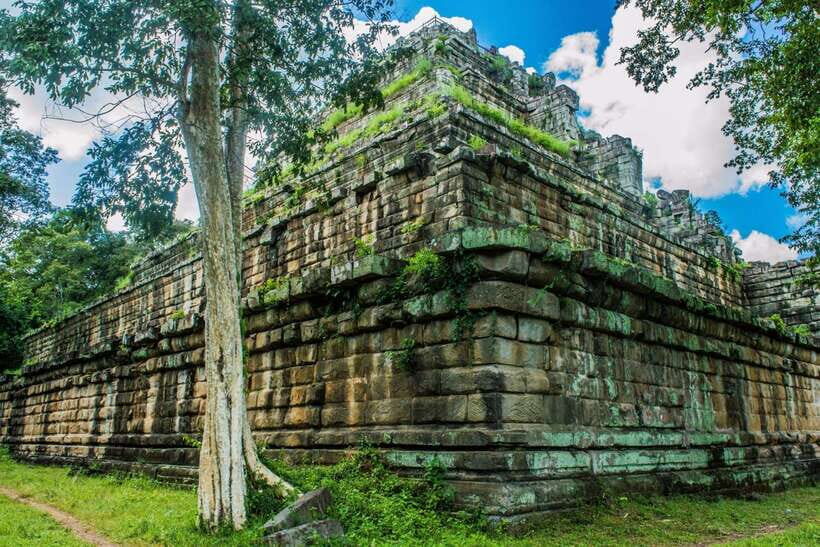 Prasat Thom, Koh Ker Group & Beng Mealea Full-Day Tour - From Krong Siem Reap To Koh Kor: The Long Countryside Drive That Sets The Tone