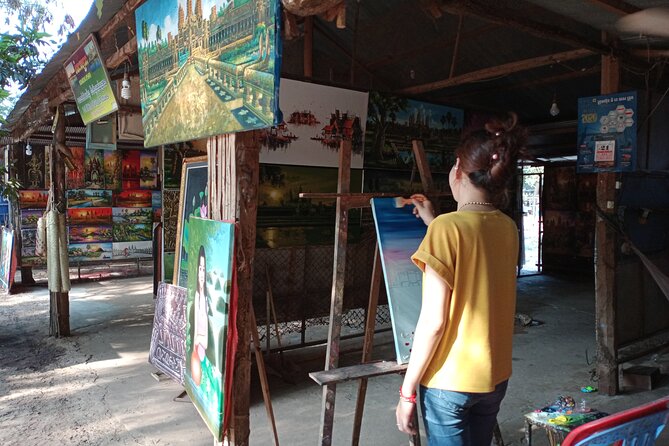 Preah Khan, Neak Pean and Pre-Rup Private Tour - Neak Pean on an artificial island: the reservoir temple moment
