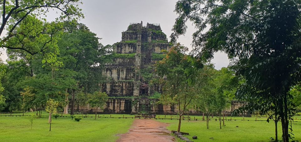 Preah Vihear Temple Koh Ker & BengMealea Tour from Siem Reap - Beng Mealea: walk among the tree-grown stones
