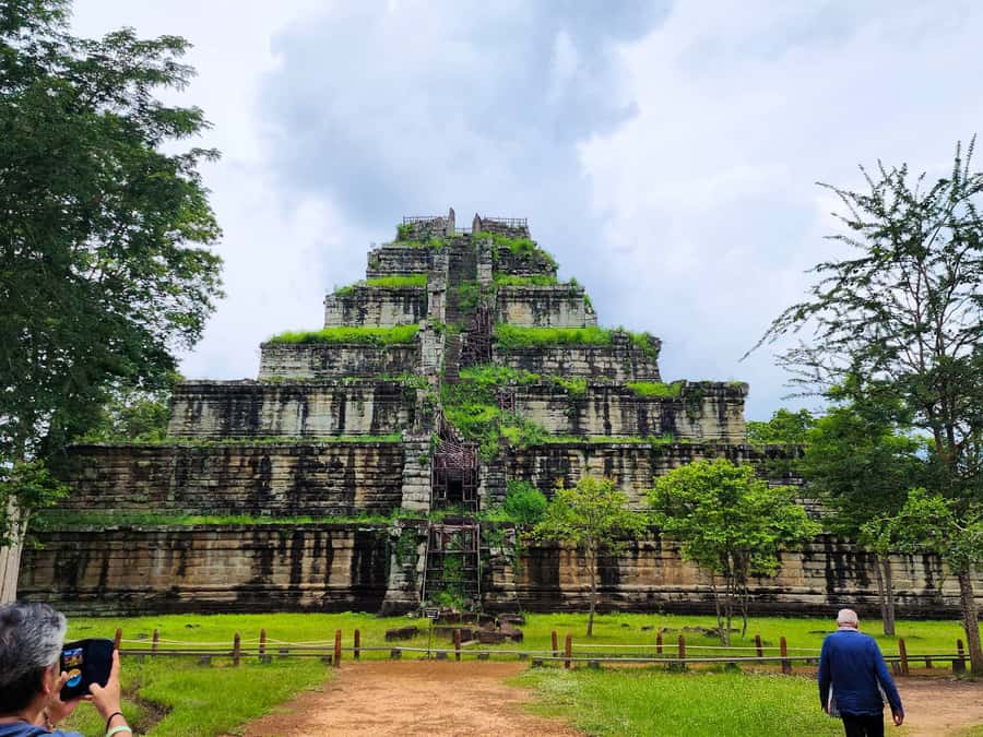 Preah Vihear Temple Koh Ker & BengMealea Tour from Siem Reap - Who should book this temple day from Siem Reap