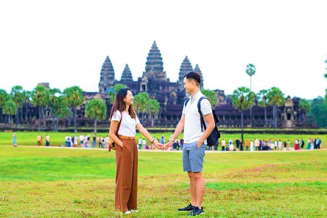 Private 2 Days Angkor Wat Sunrise and Discover all Major Temples - Comfort and timing: the AC car and cool towel advantage
