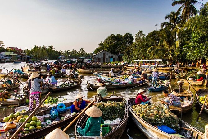 Private 3-Day Mekong Delta River Tour from Phnom Penh to Ho Chi Minh City - Vĩnh Tràng Temple near Mỹ Tho for a slower cultural finish