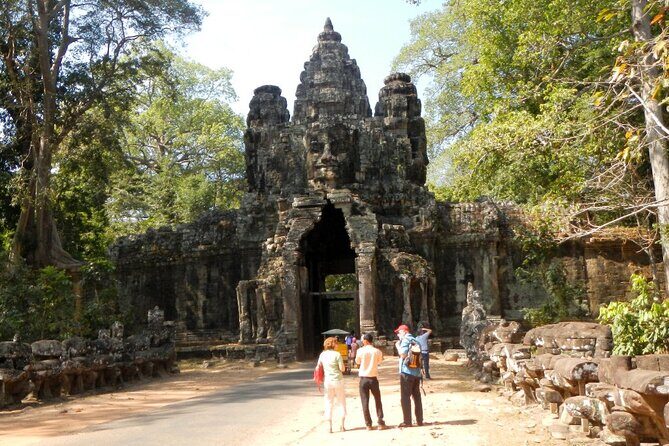 Private Angkor Wat Day Tour - Best of Angkor - Angkor Wat Sunrise Gets You In Front of the Day