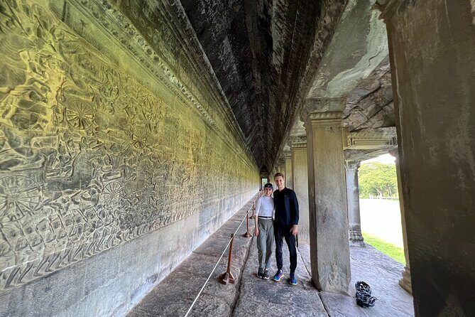 Private Angkor Wat Sunrise Tour with Lunch Included - Angkor Wat: bas-relief passageways and a real sunrise window