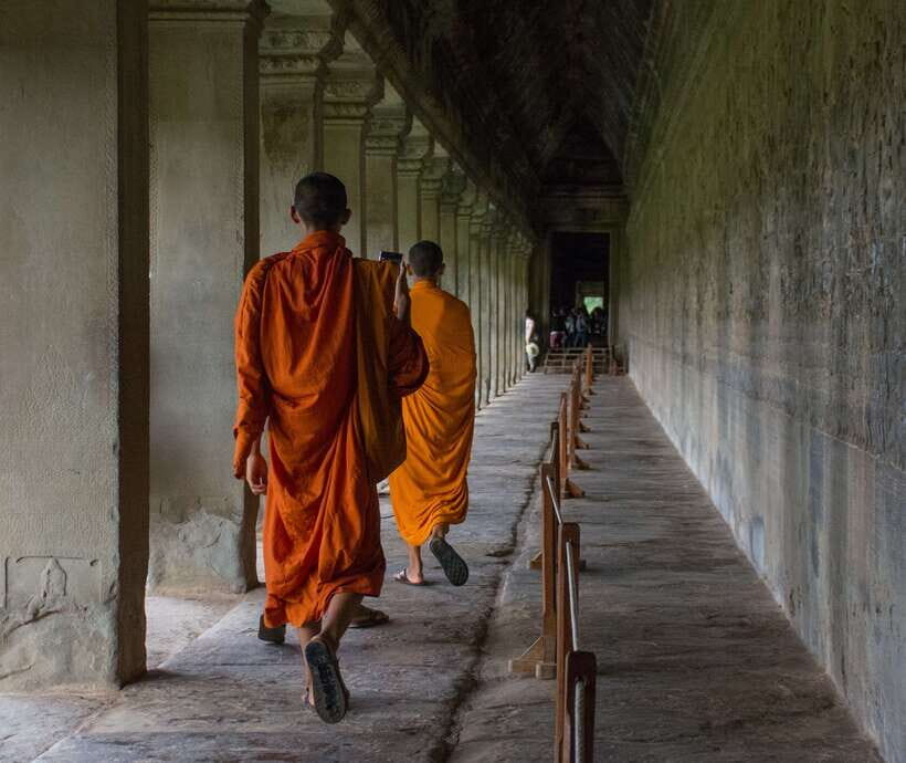 Private Angkor Wat Temple Tour - A private van day across Angkor Wat and Angkor Thom