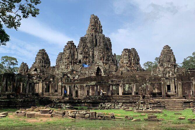 Private Angkor Wat Tour with English-Speaking Guide - Private Angkor Wat Tour: what you’re paying for (and what you’re not)