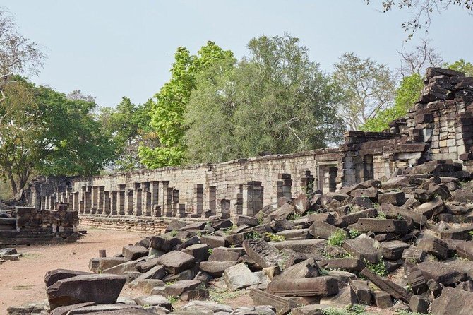 Private Banteay Chhmar, Banteay Toap & Ang Trapaeng Thma Guided Tour - Banteay Toap temple: a smaller stop with a clear story