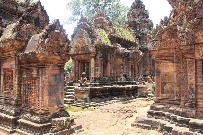 Private Banteay Srei and 4 Temples Guided Tour - Should you book this Banteay Srei and 4 temples tour?