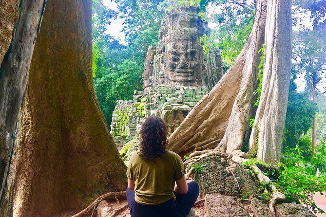 Private Cambodia 5 Days Tour from Siem Reap to Phnom Penh - Moving to Phnom Penh: a full change of pace, same guide care