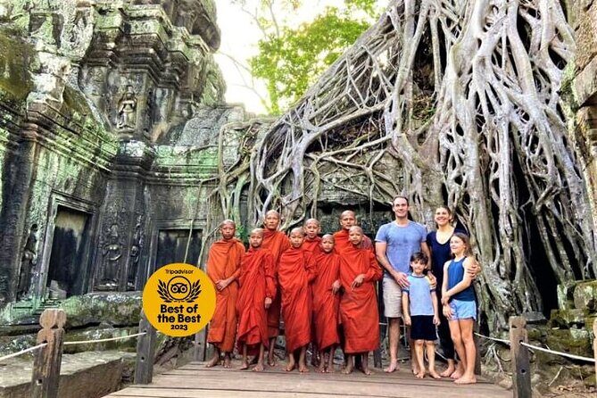 Private Cambodia 5 Days Tour from Siem Reap to Phnom Penh - Phnom Penh sights that connect the dots: Palace, pagodas, markets, and monuments