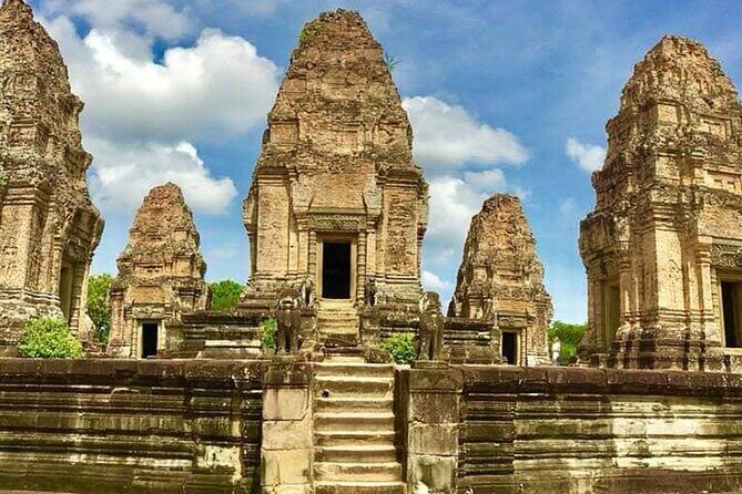 Private Day Angkor Wat Temple and Banteay Srei Temple Tour - Banteay Srei: the Temple of Women and why small scale can mean big impact