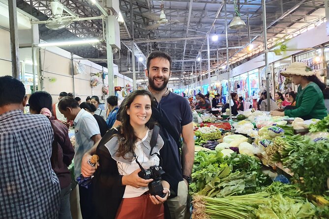 Private Guided Tour of Siem Reap Highlights & Hidden Gems - Siem Reap River walk and the local market stop