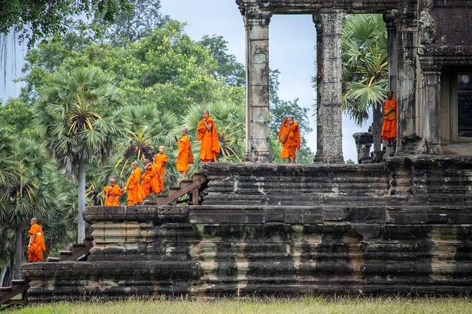 Private Guided Tour To Angkor Wat & Its Surrounding-Angkor Park - Stop 5: Srah Srang, Lunch Break, and a Reservoir View