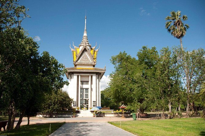Private Half Day To Killing Field & S21 Genocidal Museum in Phnom Penh - Tuol Sleng (S21) Genocide Museum: A High School Turned Into a Torture Machine