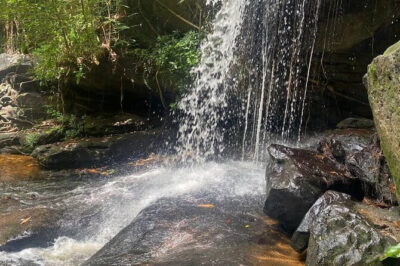 Private Kbal Spean Trekking Tour with Banteay Srei - The Kulen Hills Hike: Reaching Kbal Spean’s Riverbed Sculptures