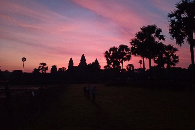 Private One Day Tour with Sunrise at Angkor Wat - Who this private sunrise circuit is best for