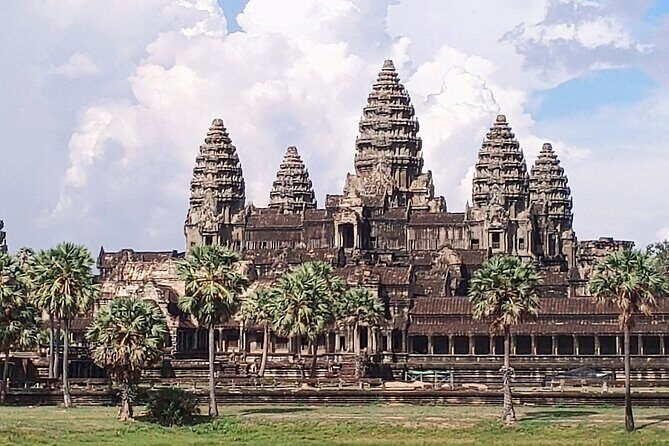 Private One Day Trip-The Best Experience in Siem Reap - Hotel pickup and a 6–7 hour schedule that keeps energy intact