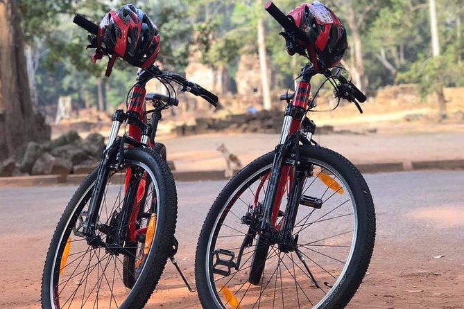 Private Siem Reap Countryside Cycling Tour - Stops that put real Cambodian life on your route