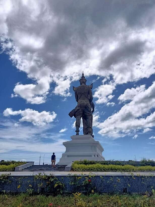 Private Sihanoukville Experience - Getting past the cruise pier bubble