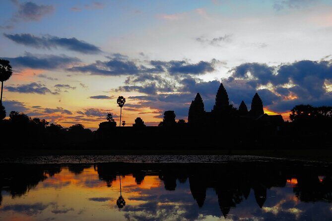 Private Sunrise & Angkor Complex by English Speaking Van Driver - AC 9-seater van, English driver, and the comfort details that matter