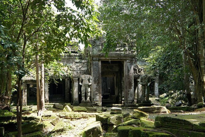 Private Taxi from Siem Reap to Phnom Penh - Speak English Driver - Price and value: what $75 per person really buys you