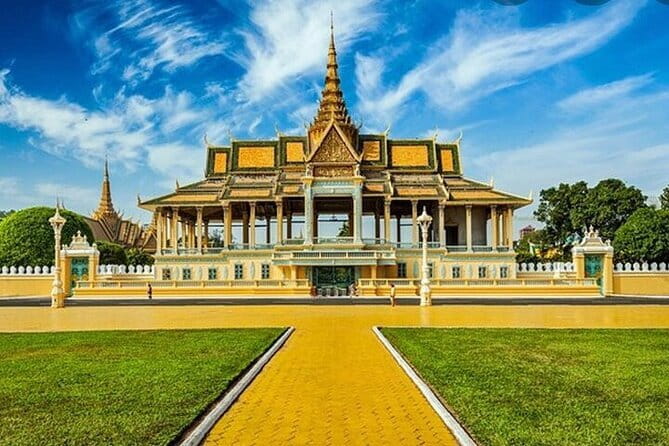 Private Taxi from Siem Reap to Phnom Penh - Speak English Driver - The ride itself: comfort, timing, and what to expect on the road