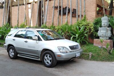Private Taxi Phnom Penh to Battambang - Pickup and drop-off: where this service wins