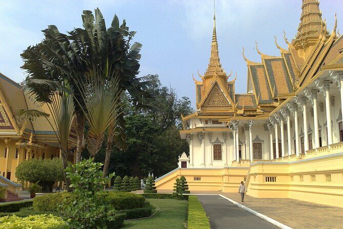 Private Tour: Phnom Penh City Tour Full Day - A chauffeured private day that actually feels unhurried