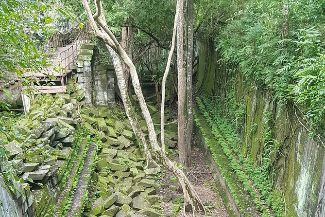 Private Tour to Beng Mealea Jungle Temple and Koh Ker - Clothing, heat, and simple comfort rules that matter