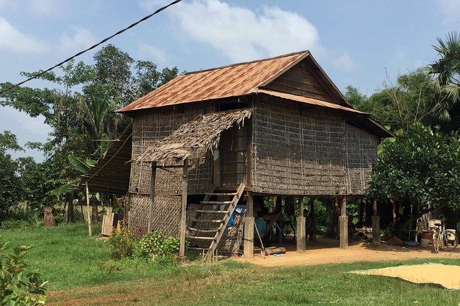 Private Tour to Kompong Phluk Off Beaten Track - Price and logistics: value for a private day, not a budget group tour