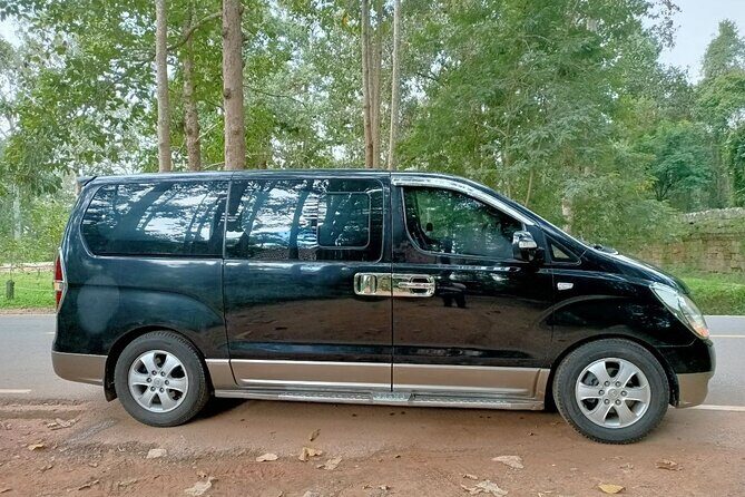 Private Transfer Service from Siem Reap to Phnom Penh - National Road 6: what the drive feels like over ~6 hours